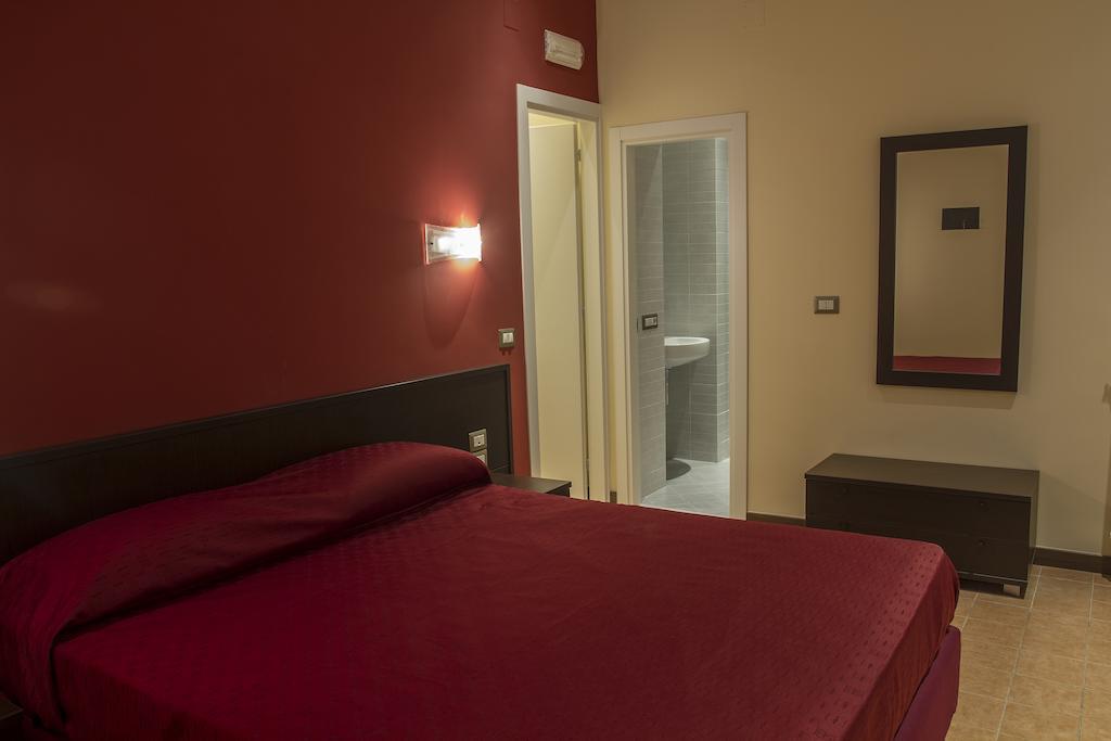 Duomo 89 Bed and Breakfast Νάπολη Δωμάτιο φωτογραφία